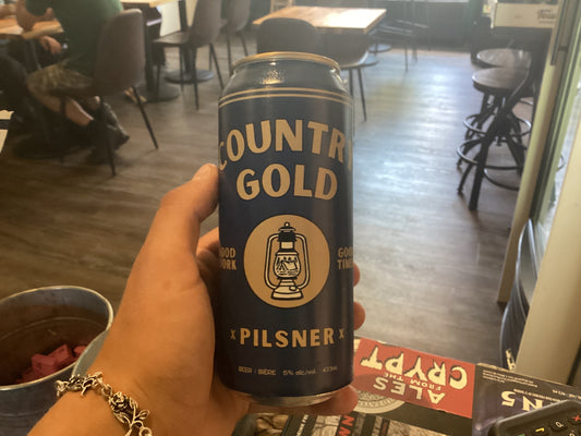TOWN COUNTRY GOLD PILSNER 473mL